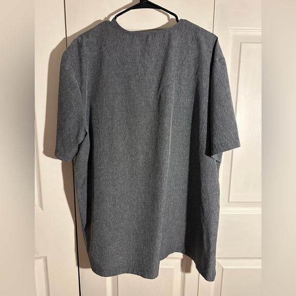 Koi Basics Scrub Top - Picture 2 of 3